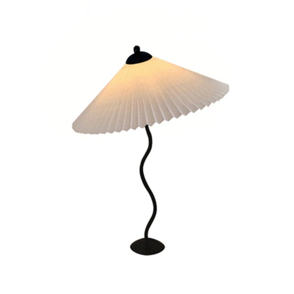 Retro Classic Pleated Lamp